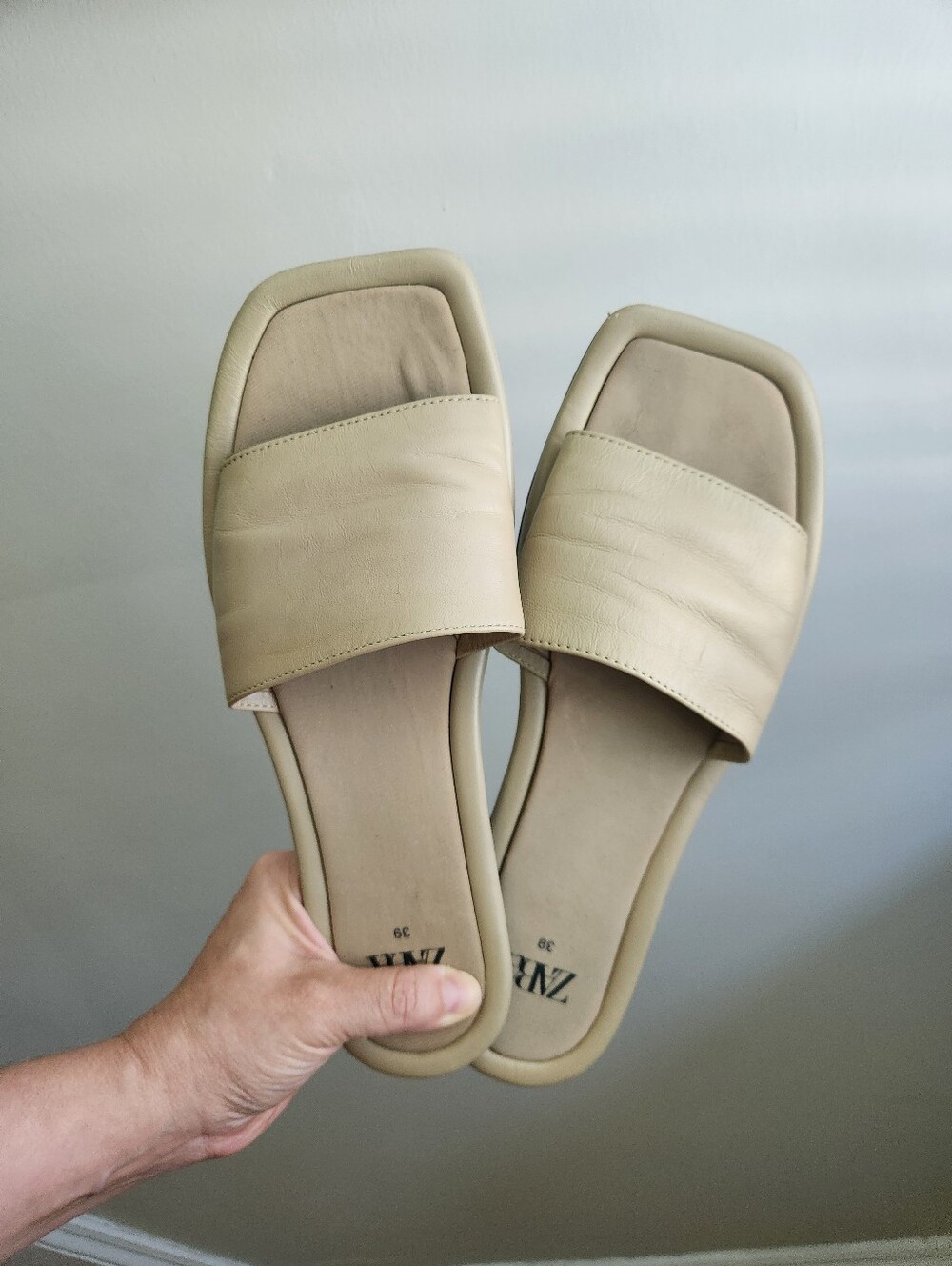 Zara Minimalist Tan Leather Slide Sandals